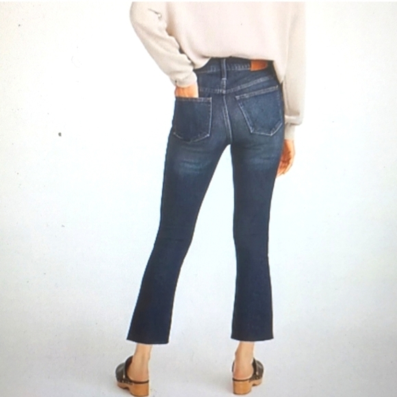 NWT J.Crew 9" Billie Demi boot cropped jeans size 23 petite - Picture 2 of 5